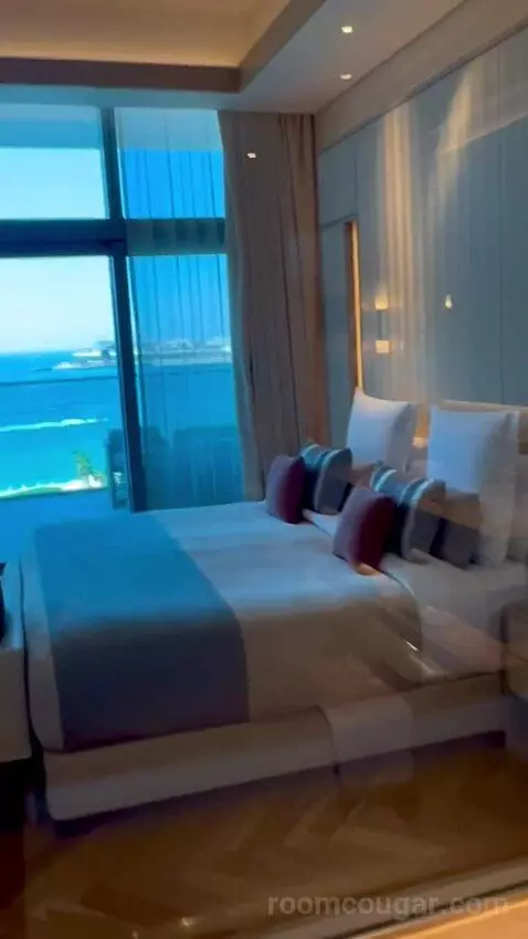 Generous Room (#620) view picture #2