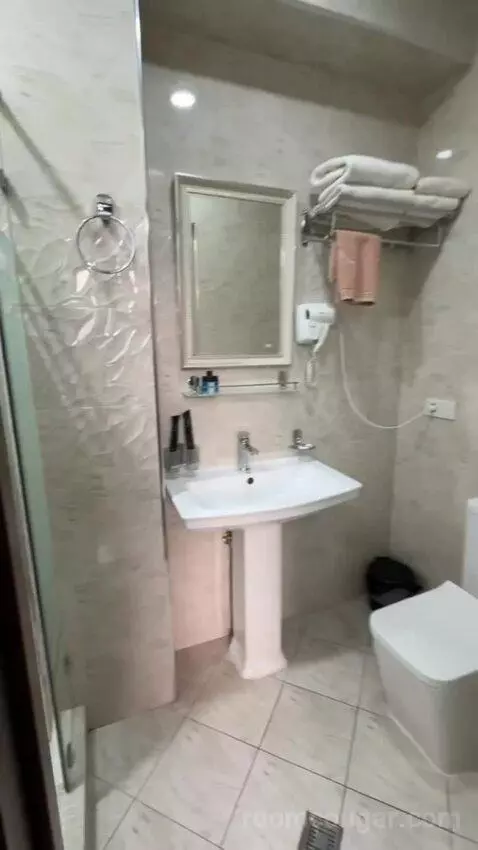 Deluxe Double Room with Balcony (#302) bathroom picture #11