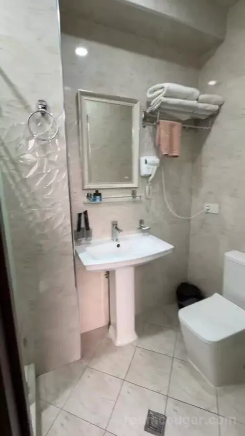 Deluxe Double Room with Balcony (#302) bathroom picture #12