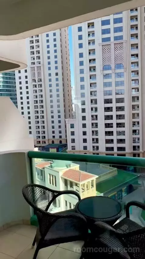 King Executive Suite (#862) view picture #2