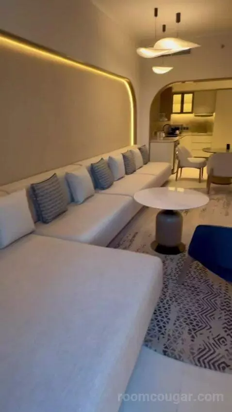 Three Bedroom Family Suite (#0402) picture #9