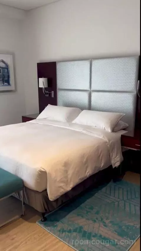 Junior King Suite with Sea View (#0302) bed picture #3