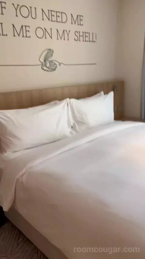 Rover Family Room - Free Access To Cove Beach Club (#110) bed picture #9