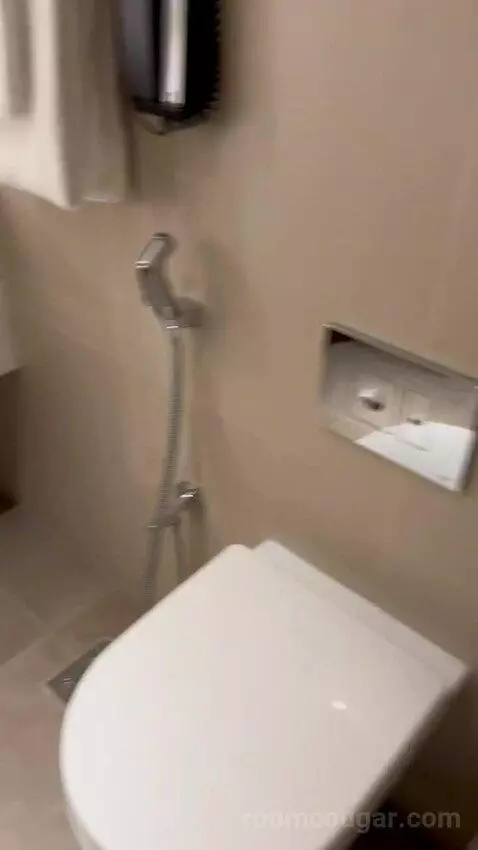 Rover Family Room - Free Access To Cove Beach Club (#110) bathroom picture #1