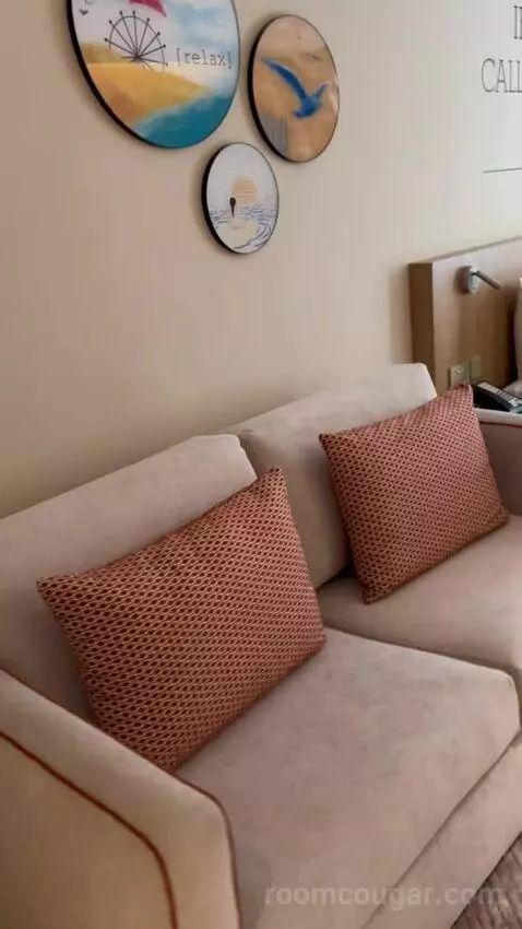 Rover Family Room - Free Access To Cove Beach Club (#110) picture #8