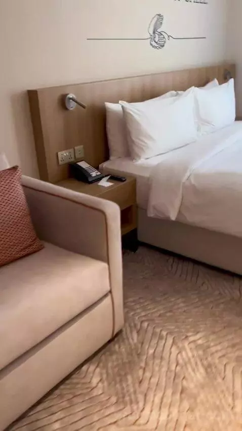 Rover Family Room - Free Access To Cove Beach Club (#110) bed picture #1