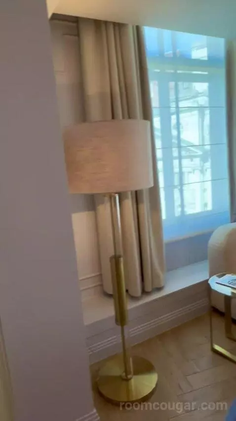 Executive Suite (#400) picture #5