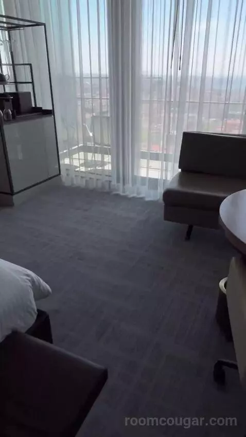 Fairmont Room with Sea View and Balcony (#804) bed picture #1