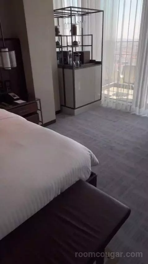 Fairmont Room with Sea View and Balcony (#804) bed picture #5