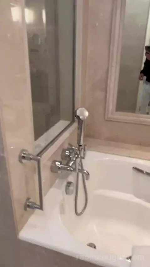 Palace Bosphorus Room King Bed (#403) bathroom picture #4