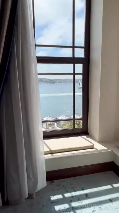 Bosphorus Palace Suite King Bed (#421) view picture #7
