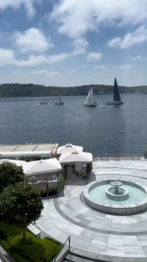 Bosphorus Palace Suite King Bed (#421) view picture #2