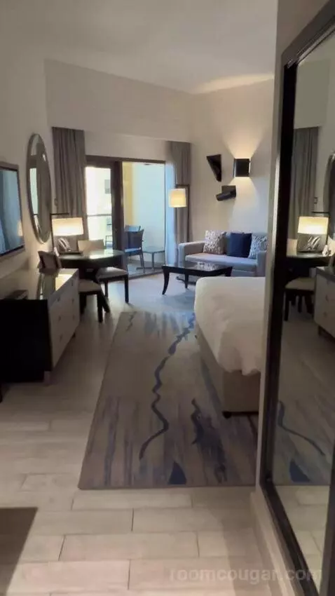 Newly Renovated - Sea View Room with Balcony - King Bed (#1809) view picture #1