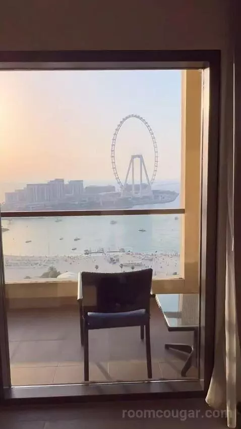 Newly Renovated - Sea Front One Bedroom Suite with Balcony and Lounge Access (#1701) view picture #2