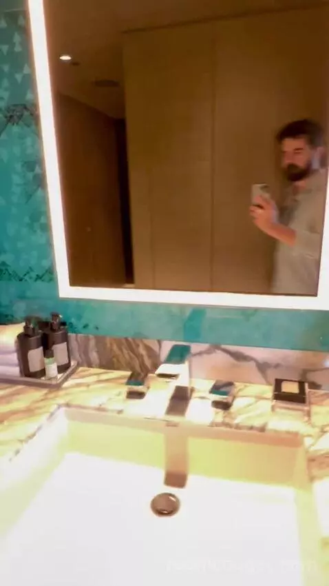 Spectacular Suite (#103) bathroom picture #3