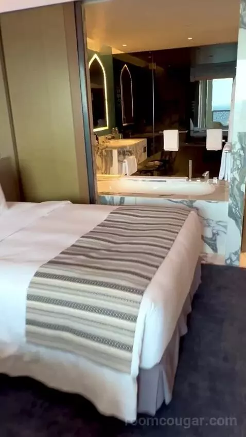 Fabulous Twin Room (#605) bed picture #9
