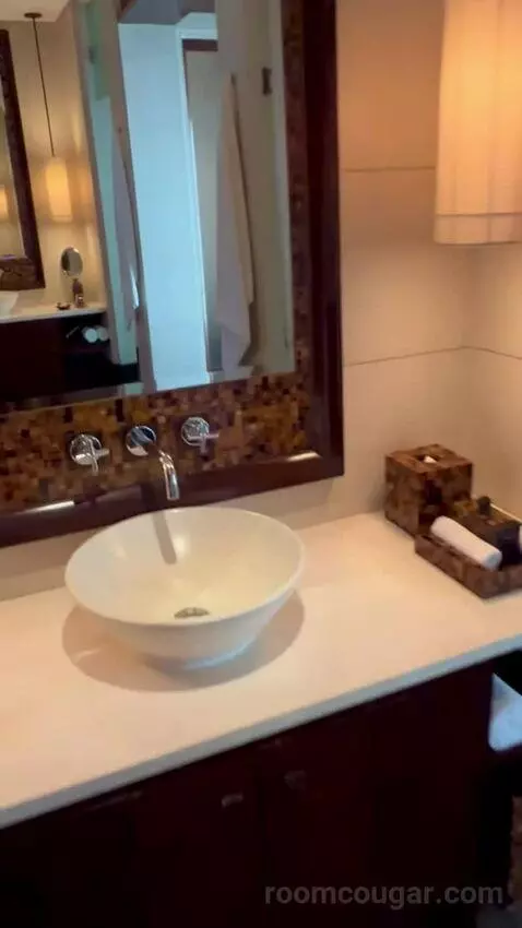 Chedi Club Suite bathroom picture #1