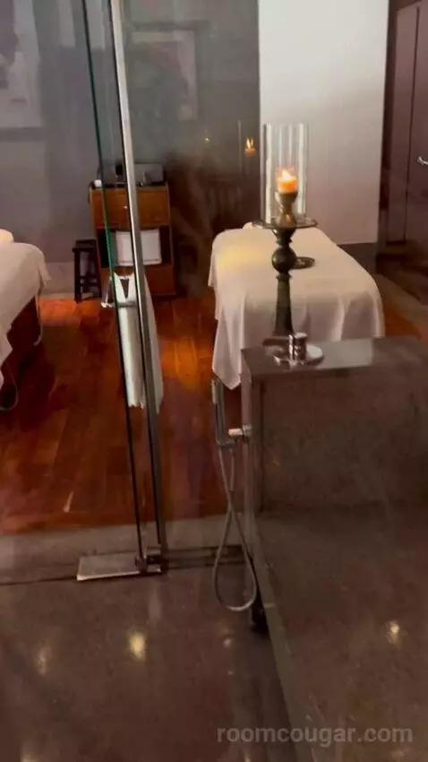 Chedi Club Suite bed picture #11