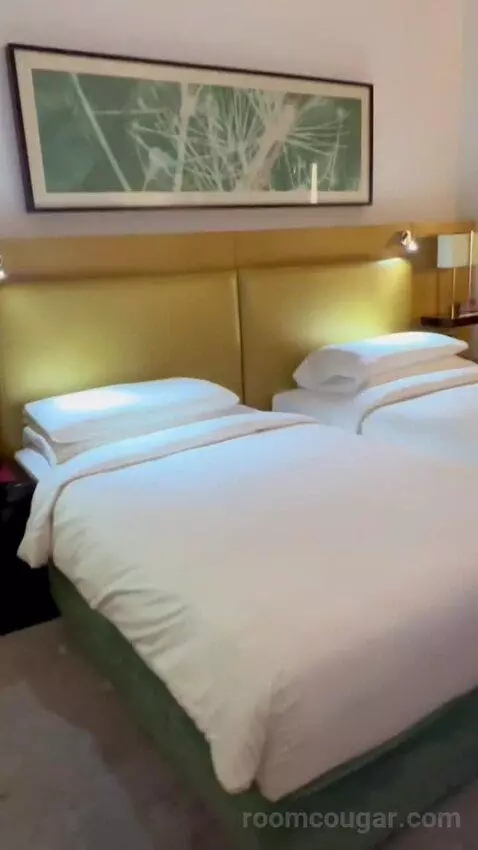 Superior Twin with Balcony (#1305) bed picture #9