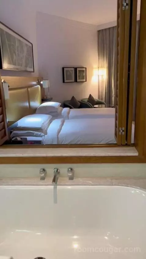 Superior Twin with Balcony (#1305) bed picture #12