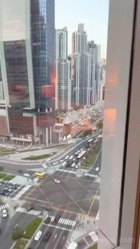 Deluxe Burj Khalifa View Room (#608) view picture #1