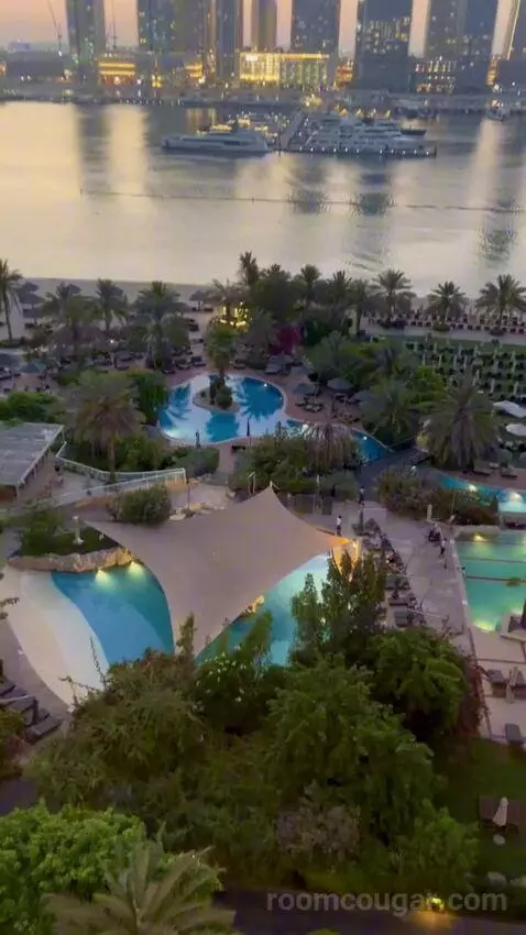 Westin Club Sea View, 1 King with Balcony, Breakfast, Happy Hour, Afternoon Tea, Club Lounge and Jungle Bay Waterpark Access view picture #10