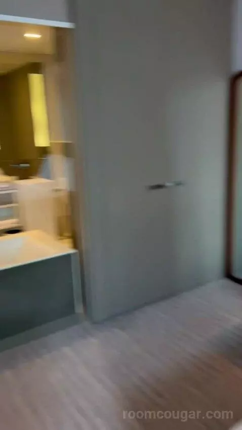 One-Bedroom Residence with Balcony and Marina View (#811) bathroom picture #12