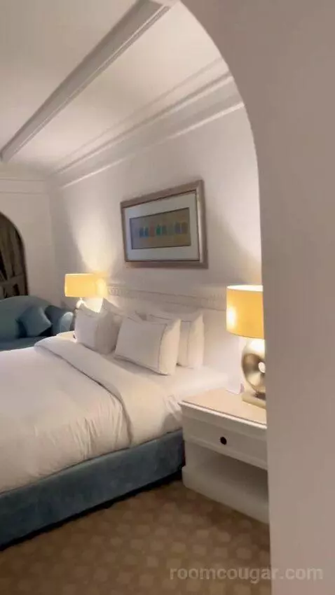 Tower Oceanfront Room with Balcony bed picture #3