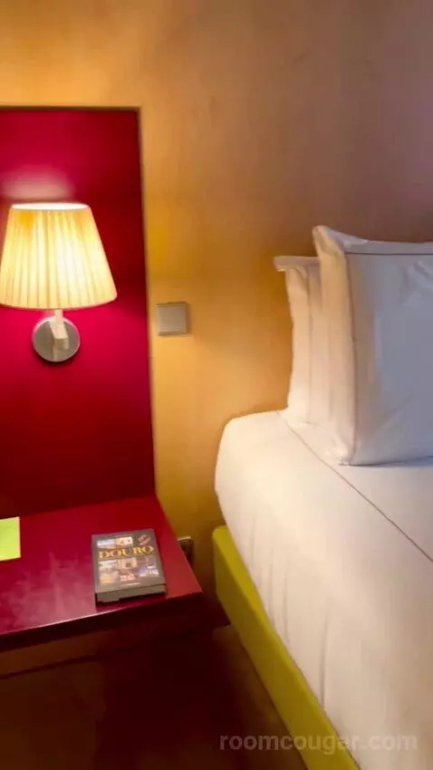 Superior Executive Double or Twin Room bed picture #5
