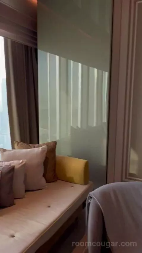 Grand Za’abeel King Burj Khalifa View (#37003) bed picture #3