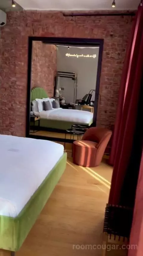 Superior Double Room Street View (#402) bed picture #9