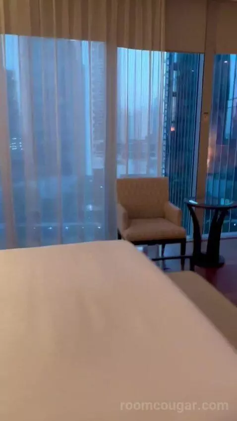 Premier Pool View Room (#512) bed picture #8