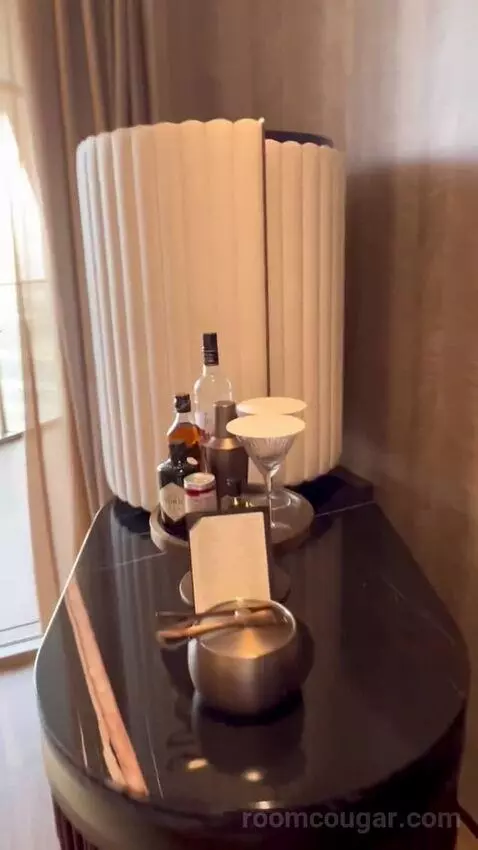 Spectacular Room - Sea View, w-Ip Access To Farrago Bar,includes Selected Drinks/Cocktails and Small Bites From 5-7 Pm, Daily (#1506) picture #10