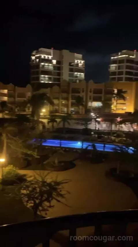 Deluxe One-Bedroom Suite Beachfront 2 Children Stay Free (#79) view picture #7