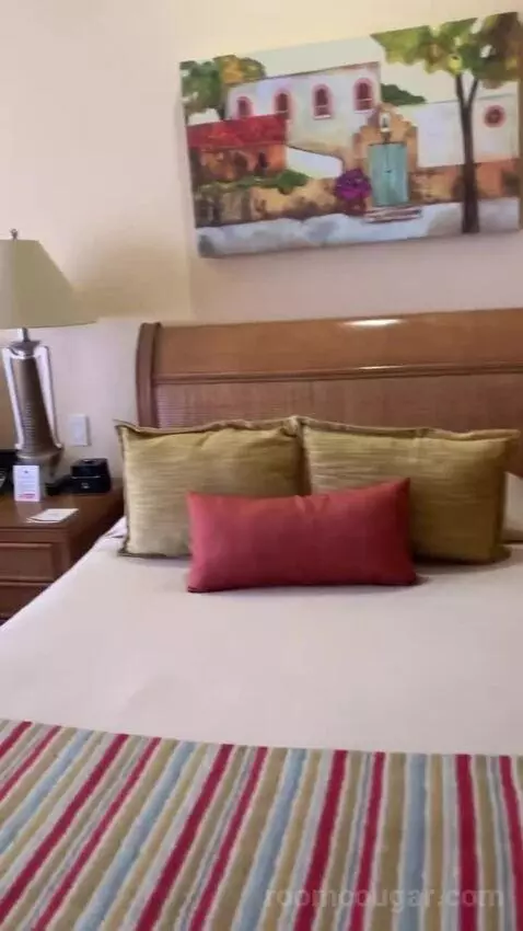 Deluxe One-Bedroom Suite Beachfront 2 Children Stay Free (#79) bed picture #2