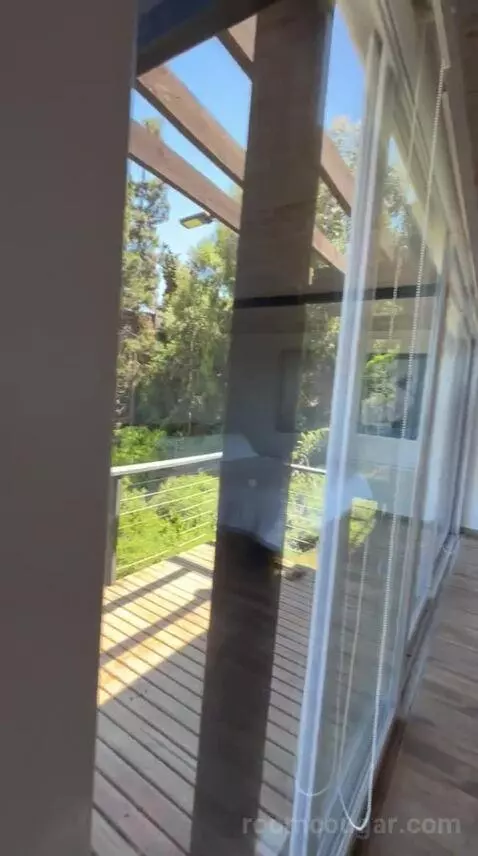 Standard view picture #1