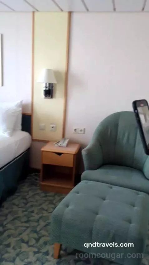 Jr Suite (#1608) bed picture #8