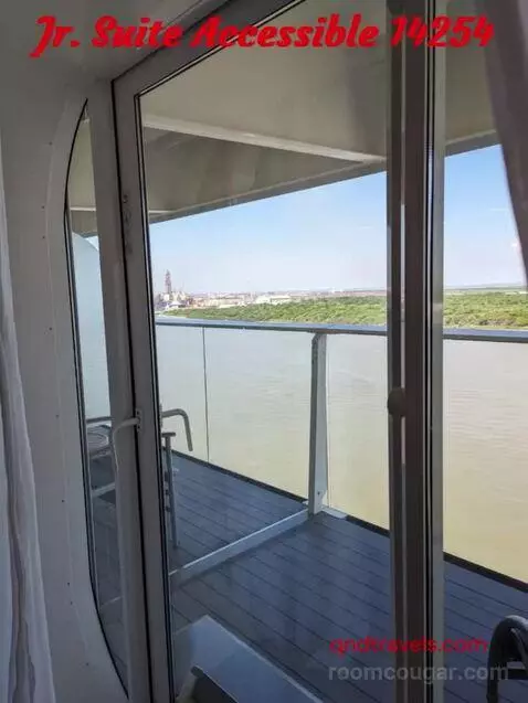 Suite (Jr. Suite Ac) view picture #1
