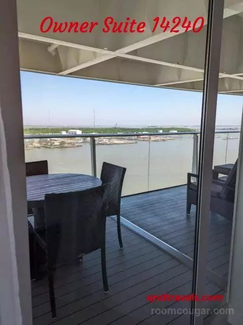 Suite (Owner Suite ) view picture #5