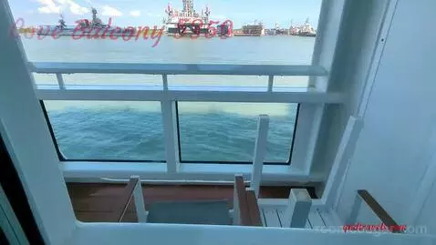 Balcony Cabin (Cove 5359) view picture #7