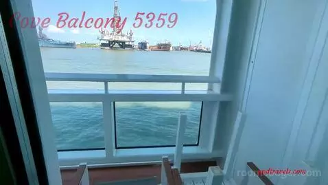 Balcony Cabin (Cove 5359) view picture #11