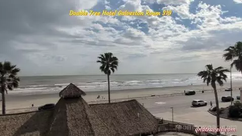 Premium King Room with Balcony and Beach View (#319) view picture #9
