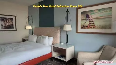 Premium King Room with Balcony and Beach View (#319) bed picture #5