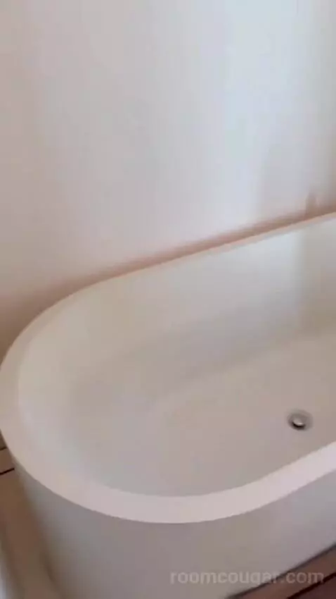 Standard King, Guest Room, 1 King (#99) bathroom picture #3