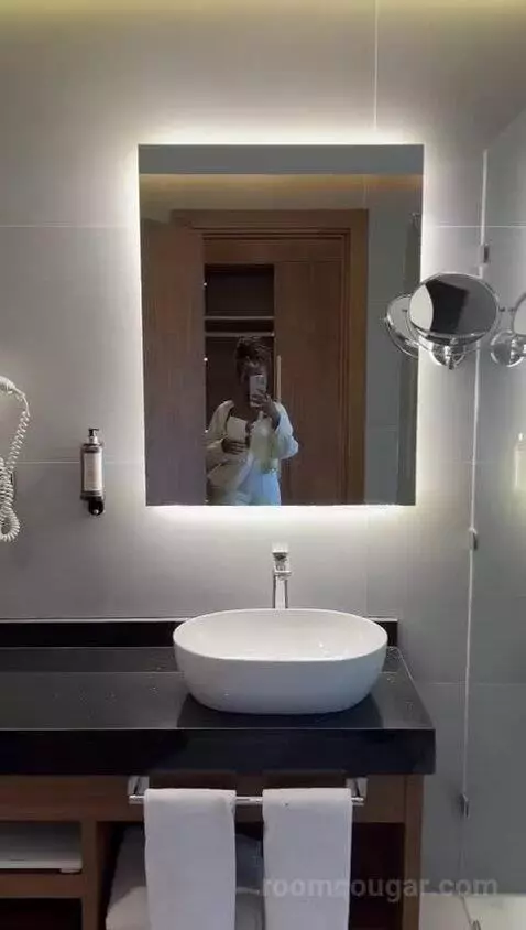 Superior Double Room (#126) bathroom picture #10