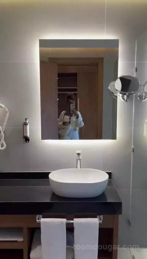 Superior Double Room (#126) bathroom picture #11