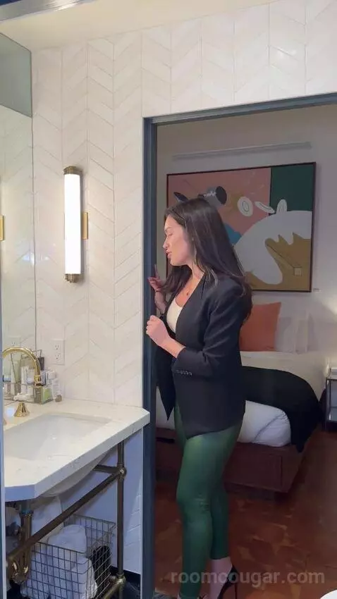 King Suite (#4) bathroom picture #8