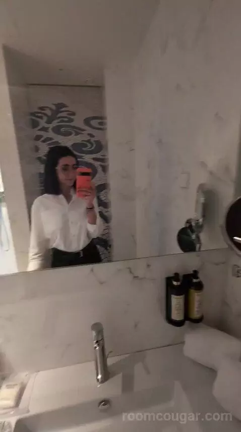 Deluxe Double or Twin Room bathroom picture #6
