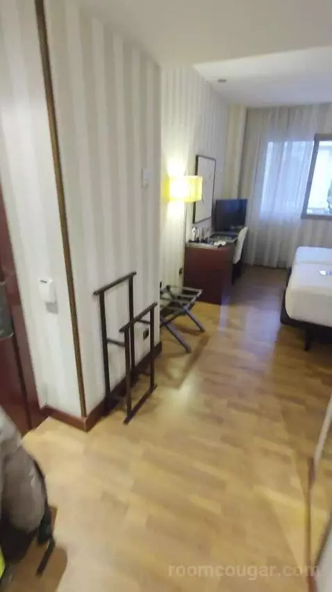 Double or Twin Room bed picture #8