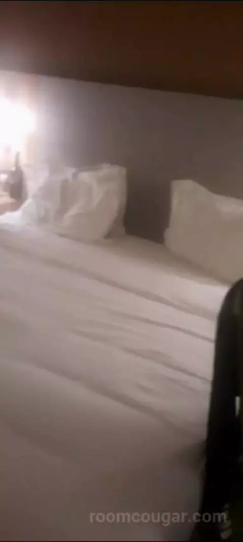King Room (#513) bed picture #10
